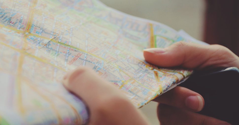 pourquoi acheter une carte en papier - So why should you buy a paper map?